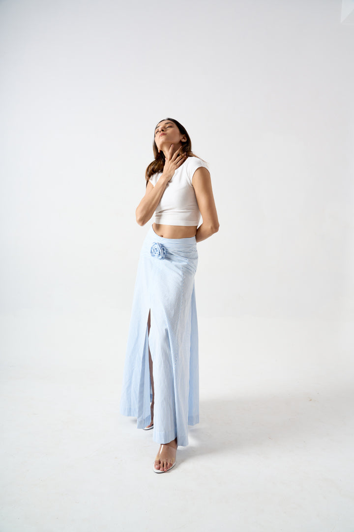 STRIPPED FULL LENGTH SKIRT WITH FRONT SLIT AND APPLIQUE FLOWER DETAIL