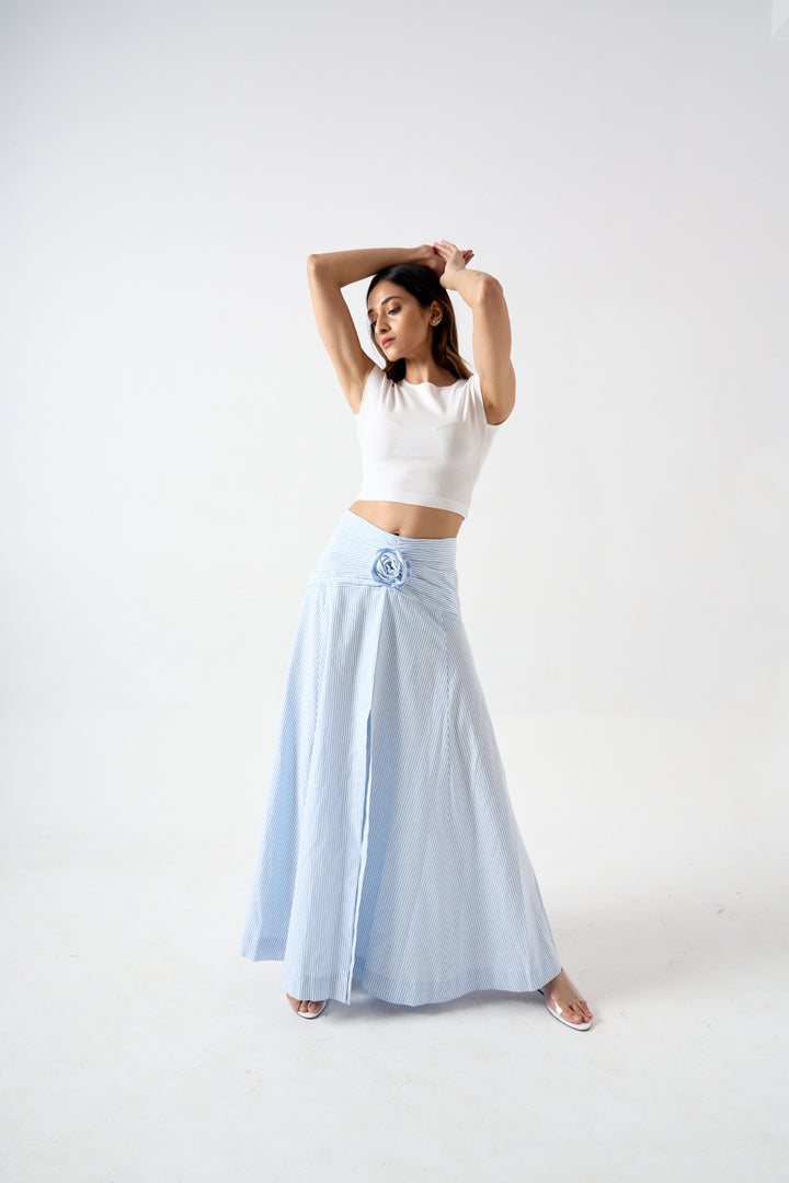 STRIPPED FULL LENGTH SKIRT WITH FRONT SLIT AND APPLIQUE FLOWER DETAIL