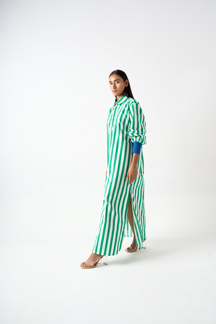 STRIPPED LONG SHIRT DRESS WITH COLLAR AND SIDE SLIT WITH CONTRAST RIBBED DETAILS ON THE SLEEVES