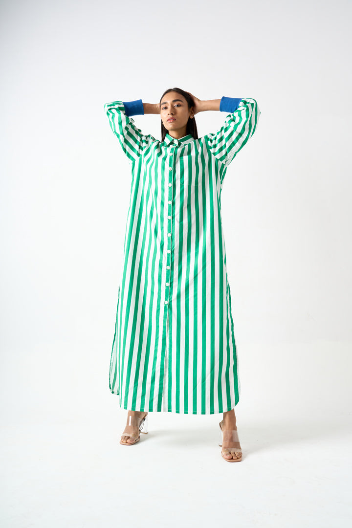 STRIPPED LONG SHIRT DRESS WITH COLLAR AND SIDE SLIT WITH CONTRAST RIBBED DETAILS ON THE SLEEVES