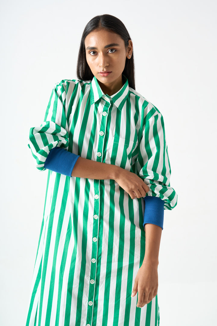 STRIPPED LONG SHIRT DRESS WITH COLLAR AND SIDE SLIT WITH CONTRAST RIBBED DETAILS ON THE SLEEVES