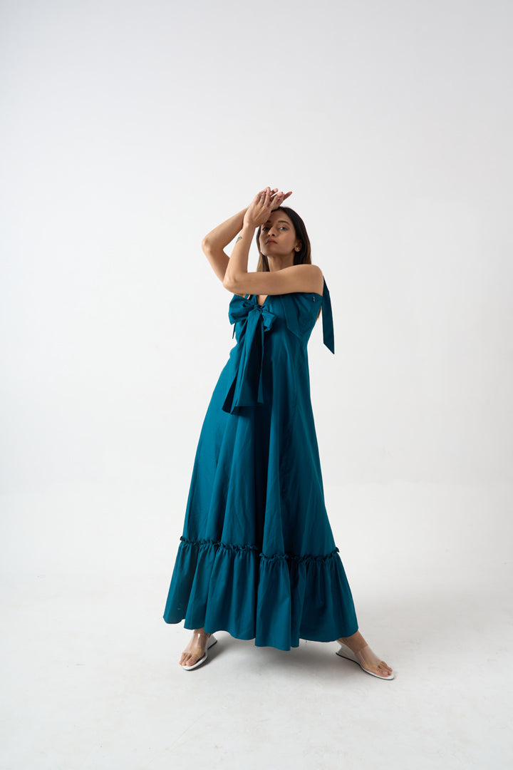 MAXI LENGTH FLARED DRESS WITH SHOULDER AND FRONT TIE-UPS