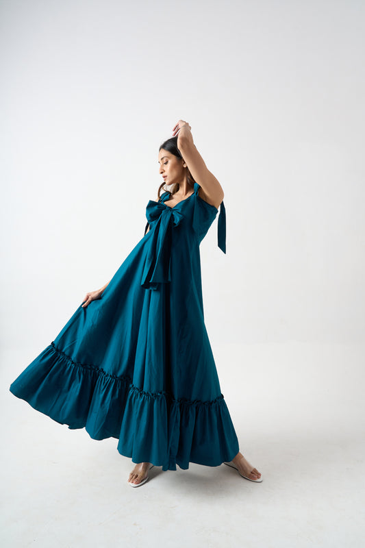 MAXI LENGTH FLARED DRESS WITH SHOULDER AND FRONT TIE-UPS