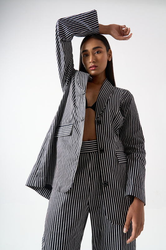 STRIPPED FULL SLEEVES BLAZER WITH FRONT BUTTON AND POCKET DETAILS WITH FLARED BOTTON PANTS